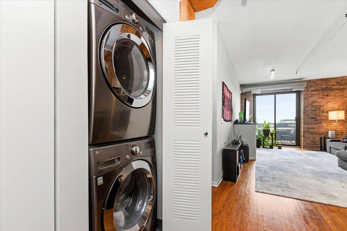Apartment for rent at 1735 W Diversey Parkway #417, Chicago, IL 60614