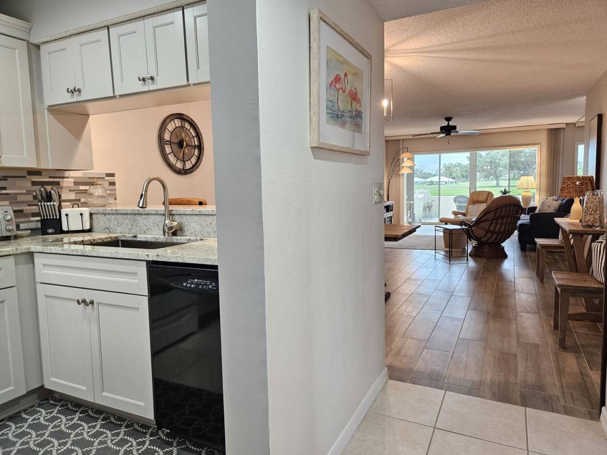 Condo for rent at 435 Cerromar Lane, Venice, FL 34293
