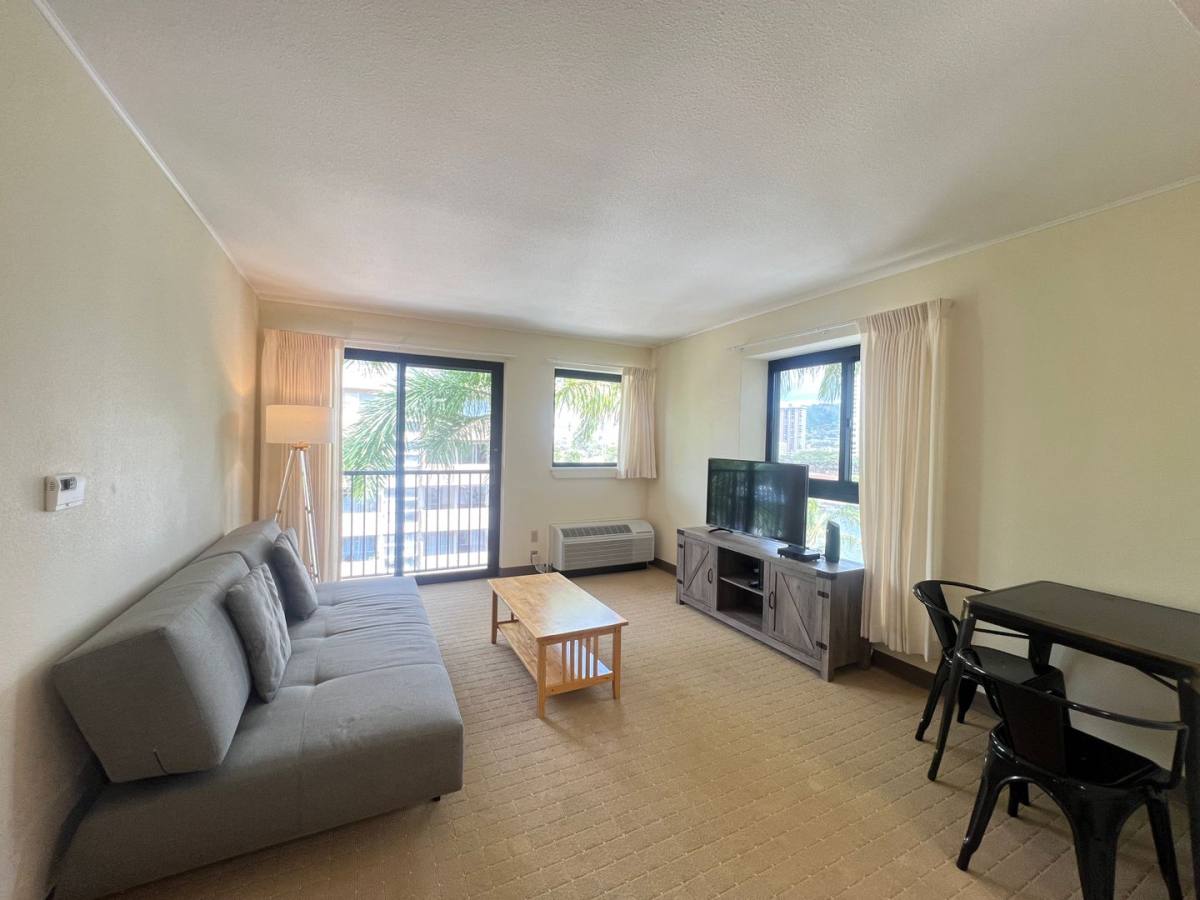 Apartment for rent at 2055 Ala Wai Blvd, Honolulu, HI 96815