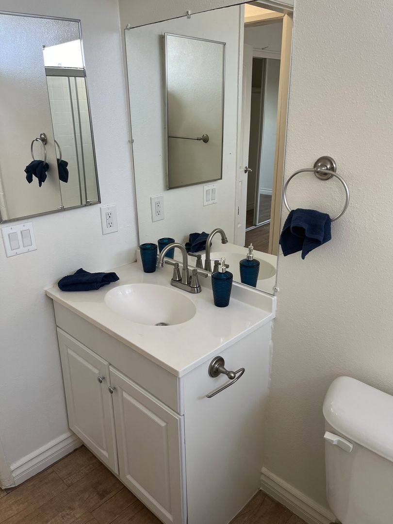 Apartment for rent at 16275 Woodruff Ave, Bellflower, CA 90706