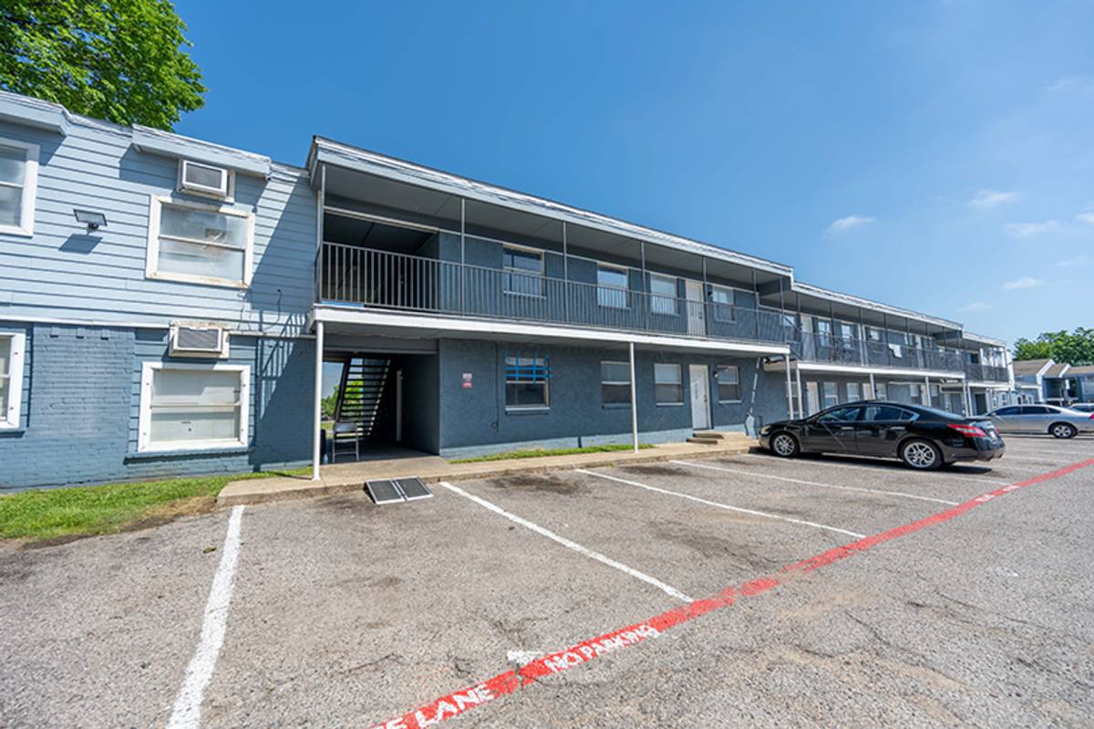 Apartment for rent at 3410 Fordham Rd, Dallas, TX 75216