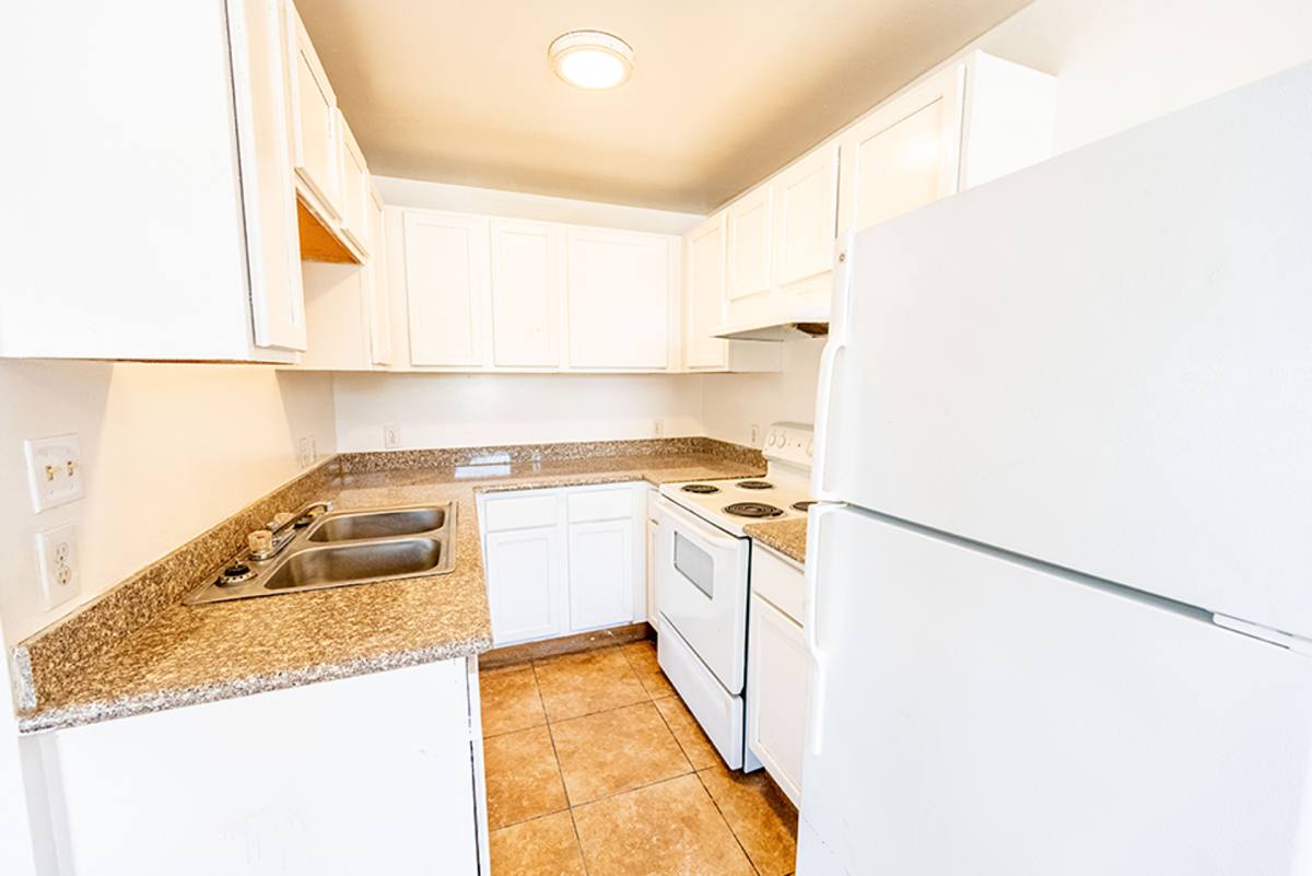 Apartment for rent at 3410 Fordham Rd, Dallas, TX 75216