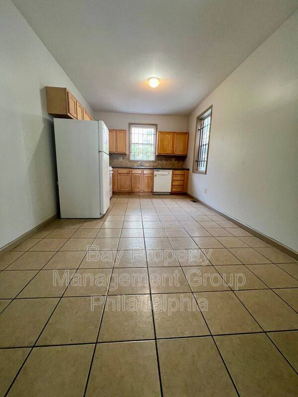 2154 N Carlisle St, Philadelphia, PA 19121 - Townhouse for Rent - Image 4
