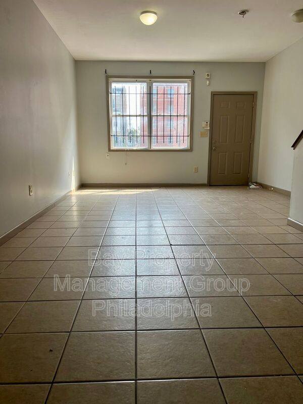 2154 N Carlisle St, Philadelphia, PA 19121 - Townhouse for Rent - Image 3