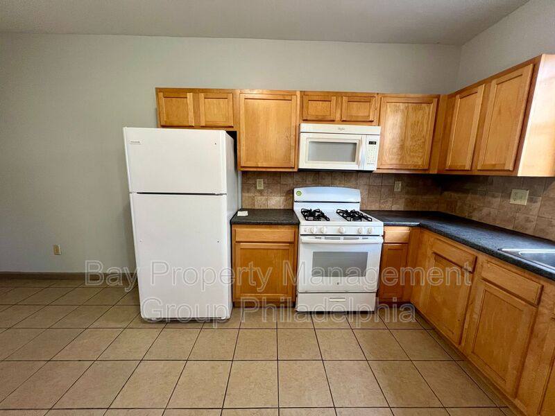 2154 N Carlisle St, Philadelphia, PA 19121 - Townhouse for Rent - Image 6