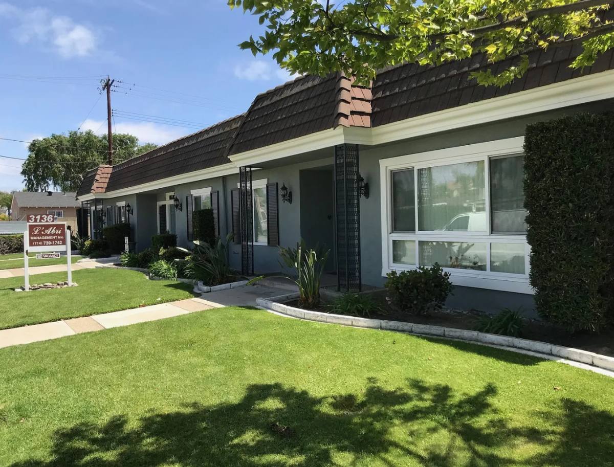 Apartment for rent at 3136 W Ball Rd #8, Anaheim, CA 92804