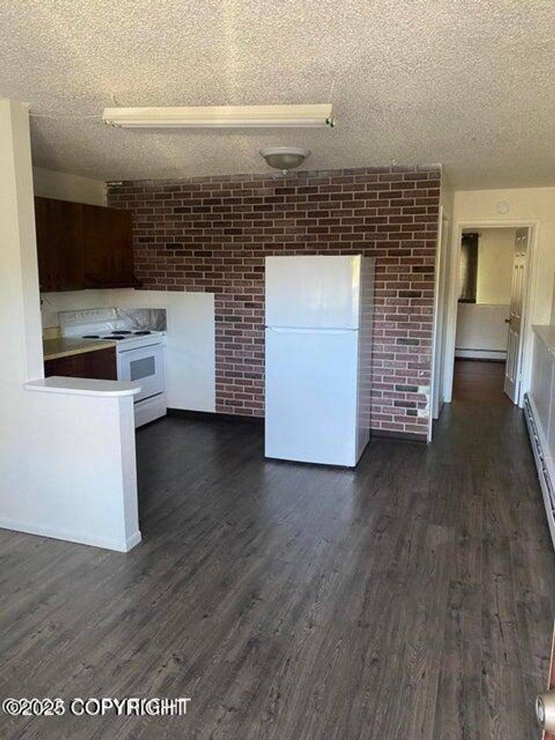 Apartment for rent at 1425 W 40th Ave, Anchorage, AK 99503