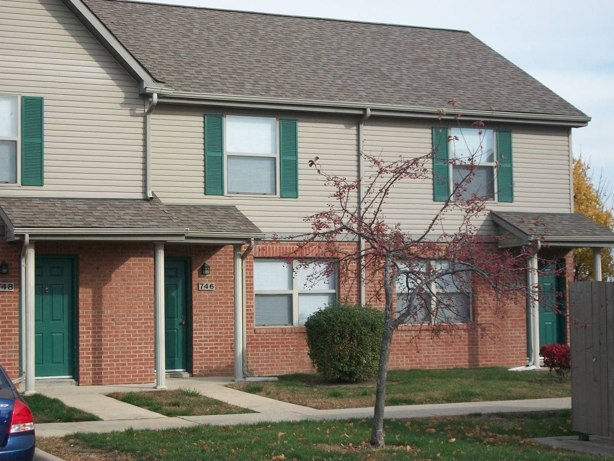 Townhouse for rent at 800 N Dixon Rd, Kokomo, IN 46901