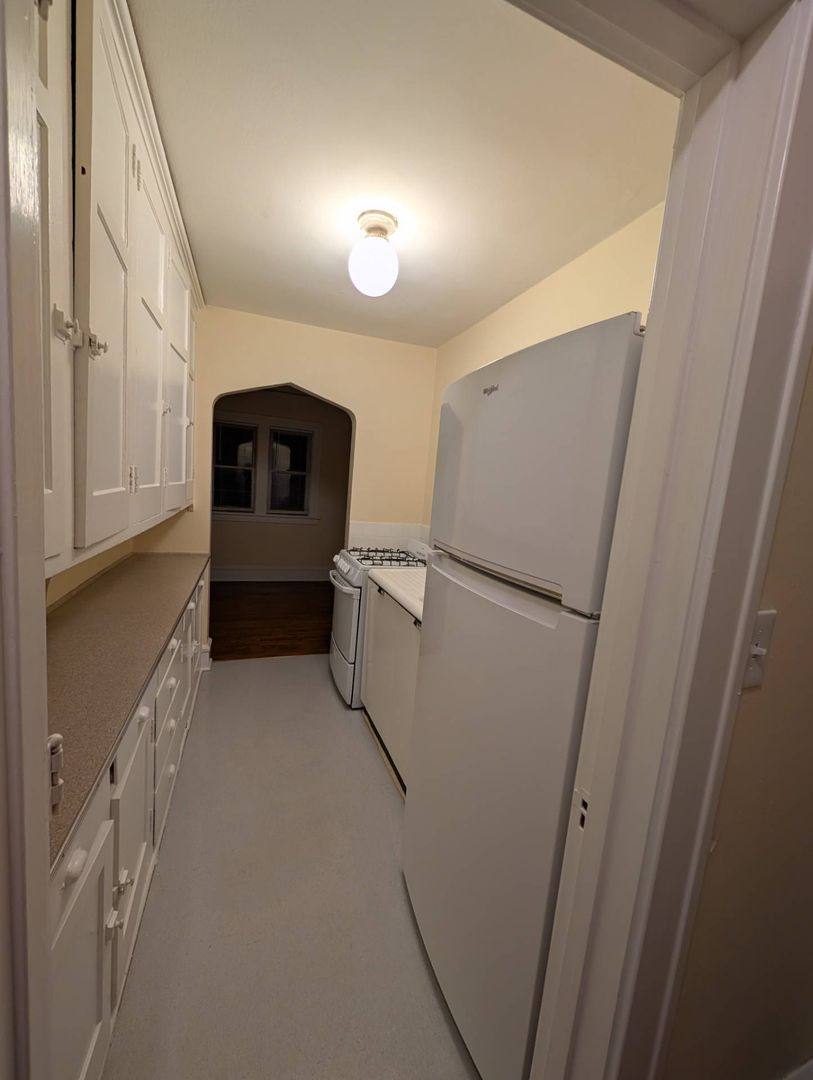 Apartment for rent at 939 N Church St, Rockford, IL 61103