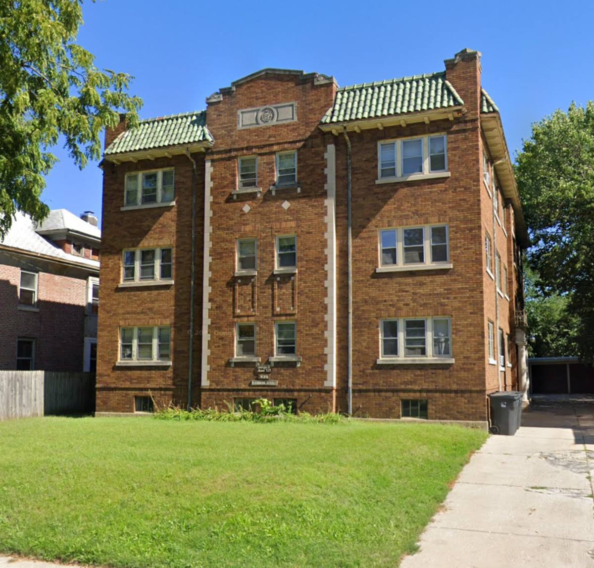 Apartment for rent at 939 N Church St, Rockford, IL 61103