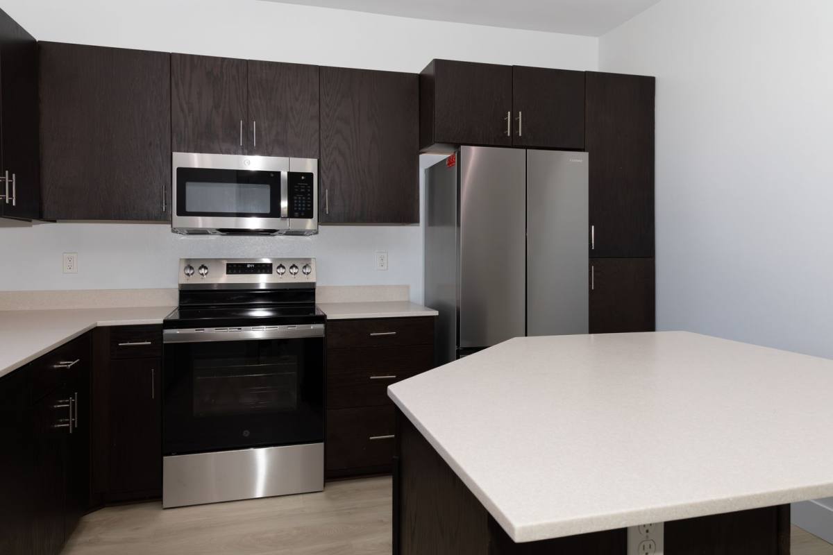 Apartment for rent at 72 W Santa Clara St, Ventura, CA 93001