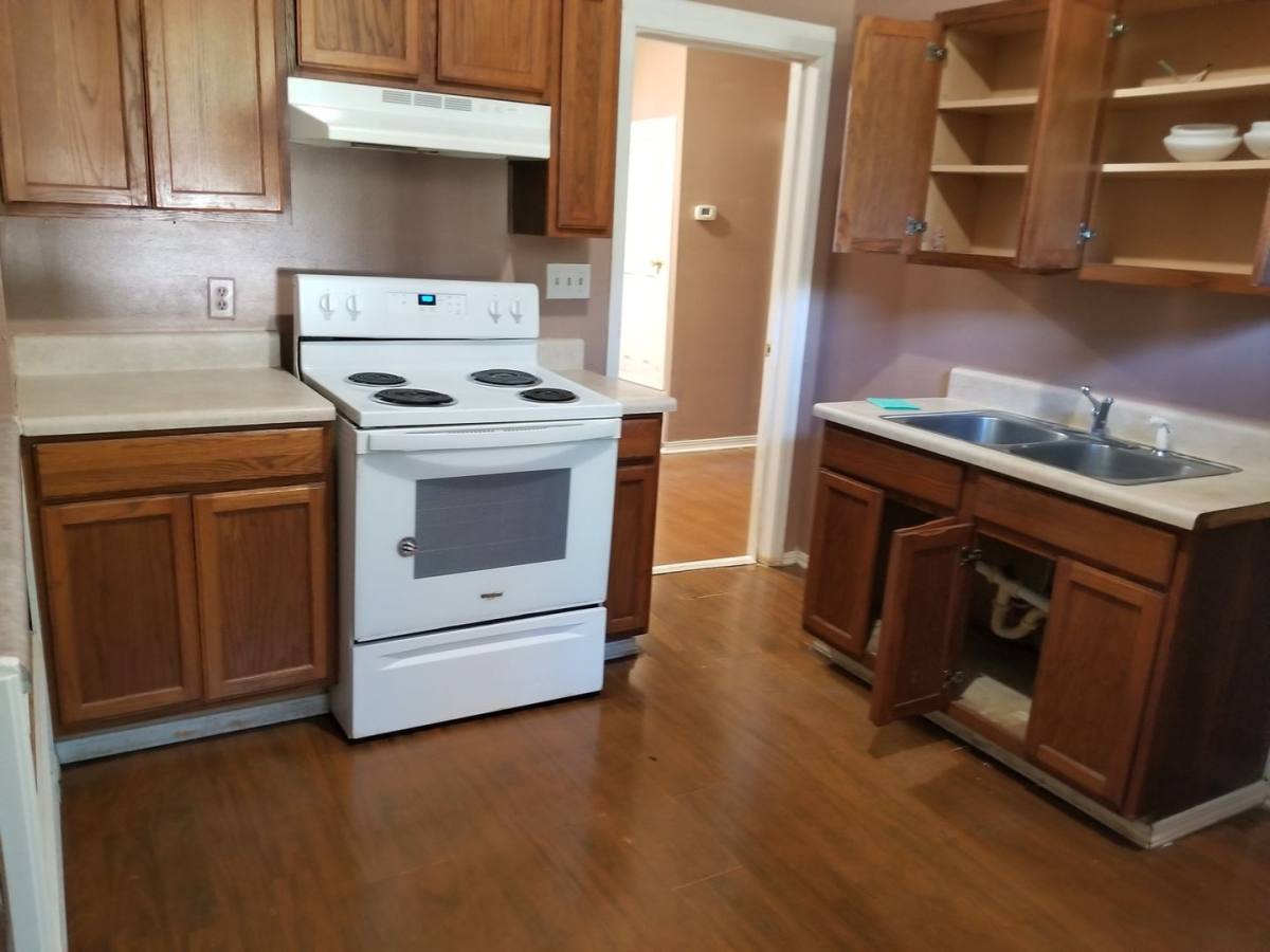 House for rent at 398 N Spring St, Crestview, FL 32536