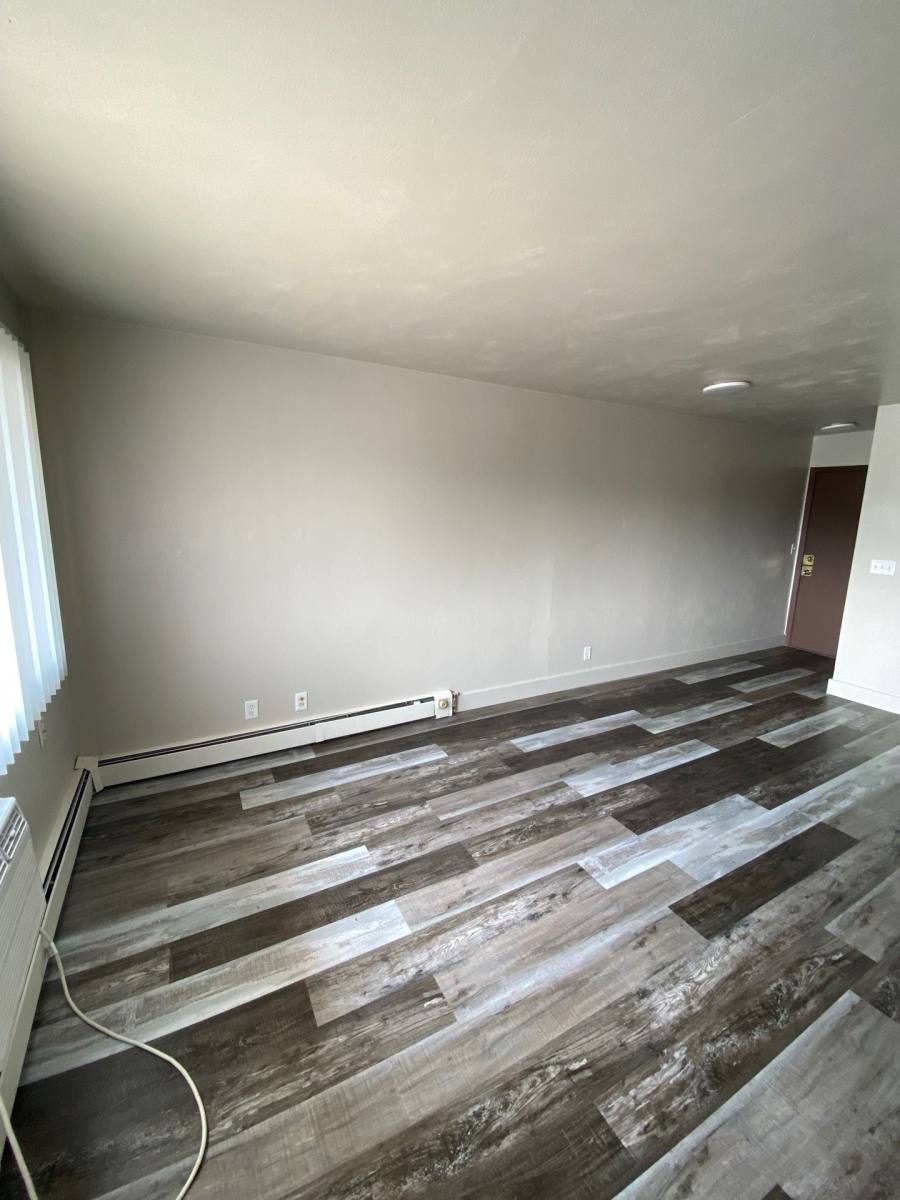 Apartment for rent at 300-310 W 33rd St, South Sioux City, NE 68776