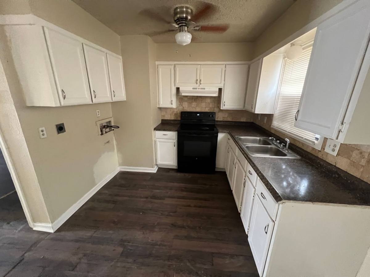 Apartment for rent at 1730 E Dartmouth, Lubbock, TX 79403