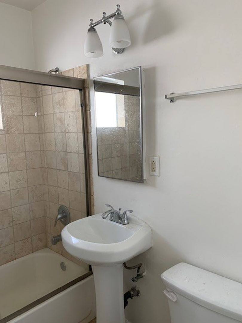 Apartment for rent at 3626 Keystone Ave, Los Angeles, CA 90034