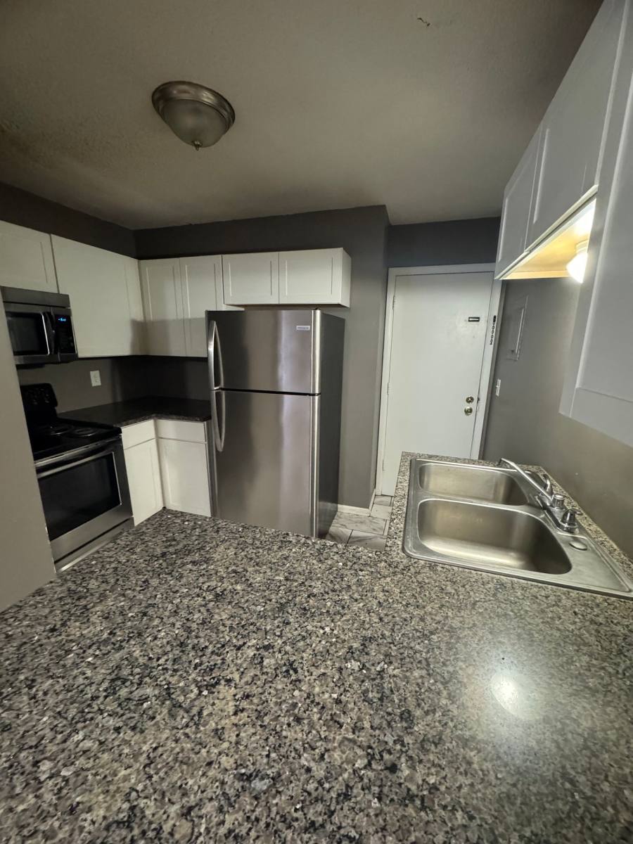Apartment for rent at 2803 New Jersey Ave, Kansas City, KS 66102