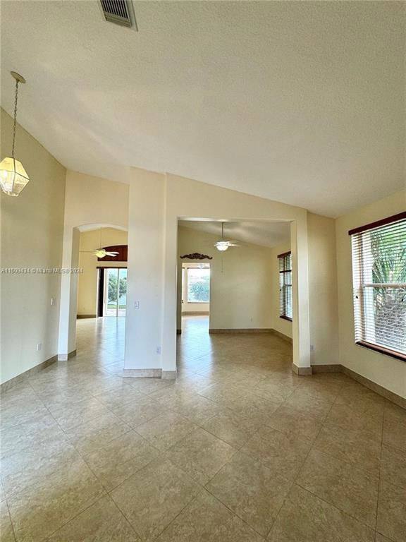 House for rent at 2591 SW 190th Ave, Hollywood, FL 33029