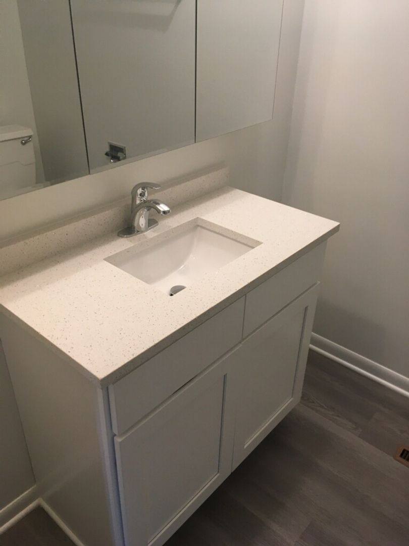 Apartment for rent at 800 Oak St, Winnetka, IL 60093
