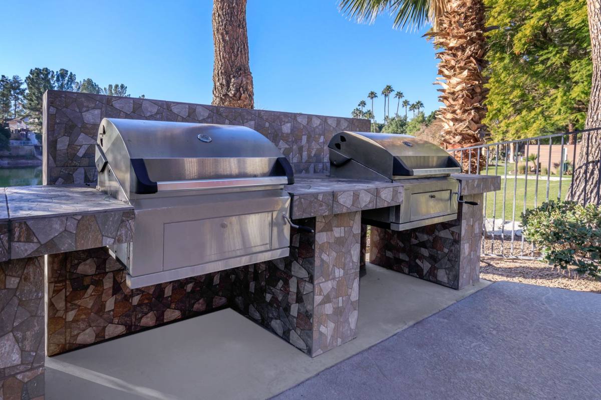 Apartment for rent at 999 E Baseline Rd, Tempe, AZ 85283
