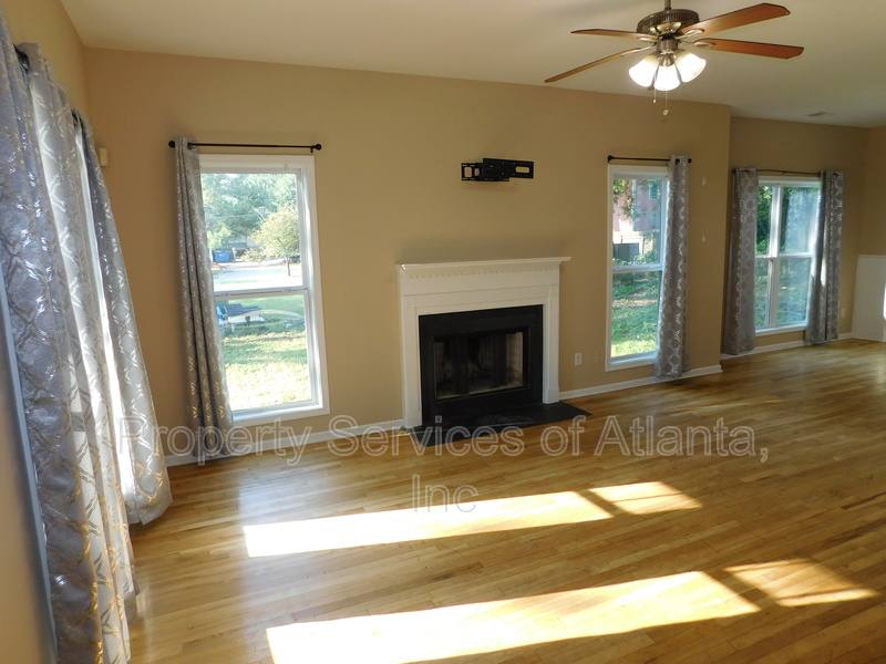 House for rent at 1005 Linam Ave SE, Atlanta, GA 30315