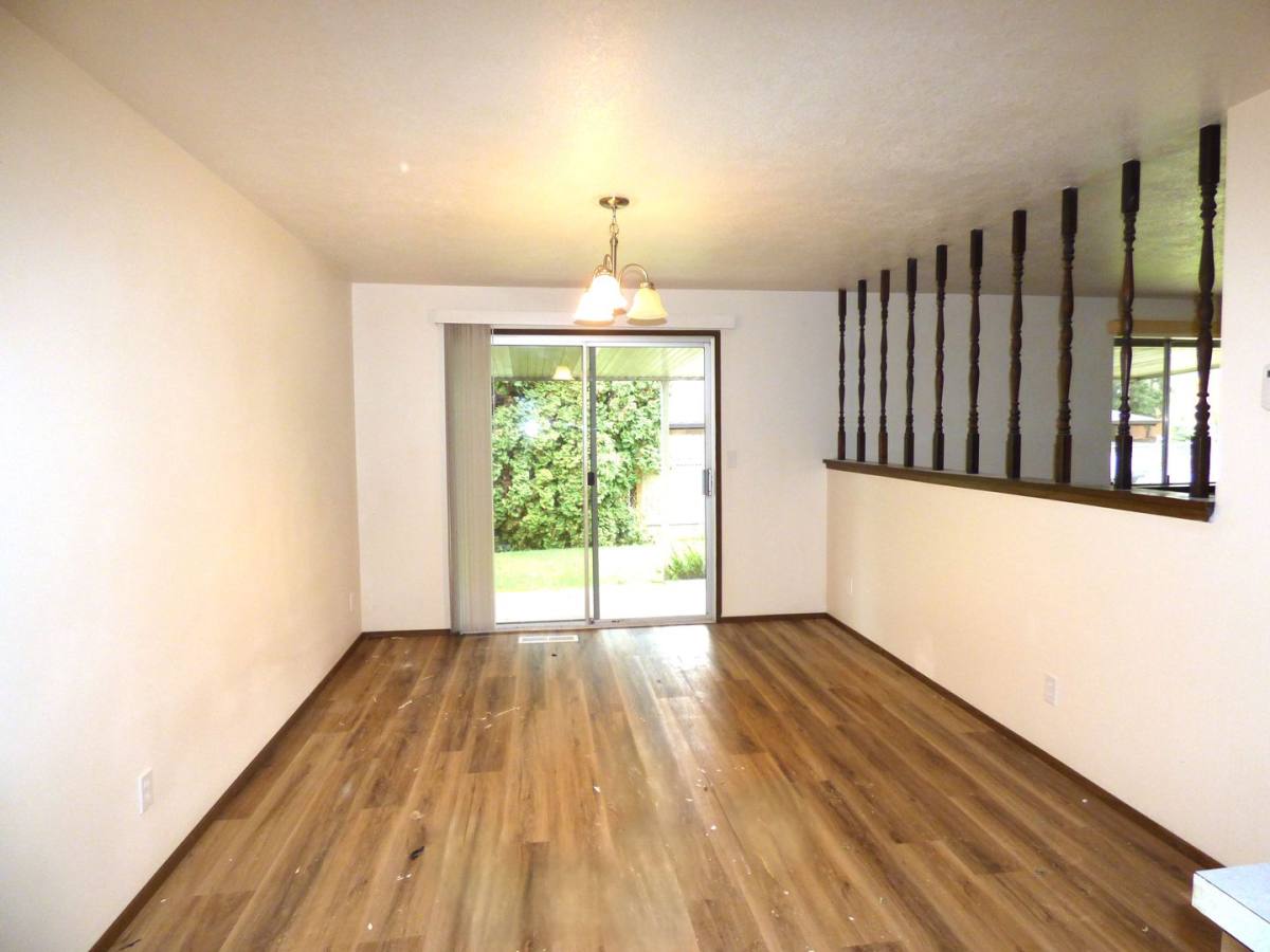 House for rent at 4824 Falcon Court NE, Salem, OR 97305