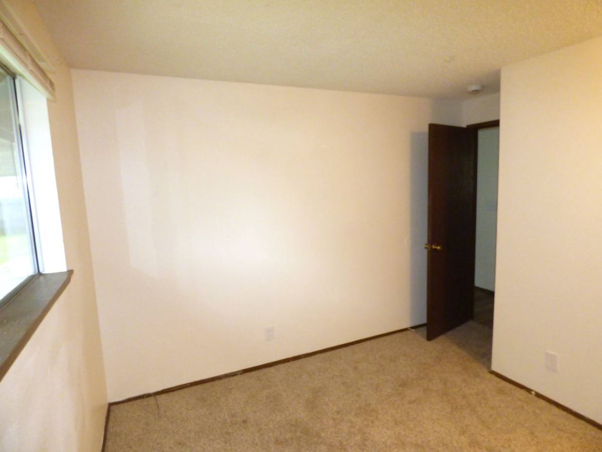 House for rent at 4824 Falcon Court NE, Salem, OR 97305