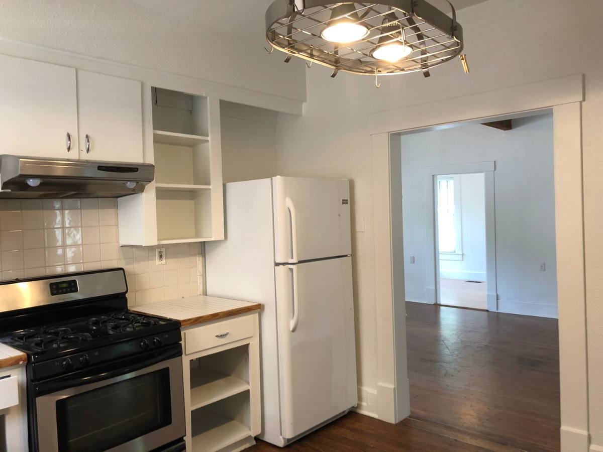 Apartment for rent at 407 W 35th St, Austin, TX 78705