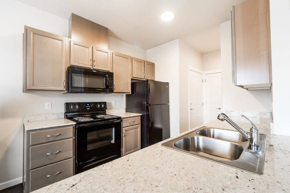 Apartment for rent at 640-648 River Valley Dr NW, Salem, OR 97304