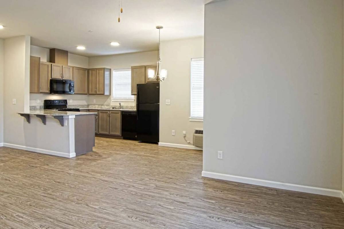 Apartment for rent at 640-648 River Valley Dr NW, Salem, OR 97304
