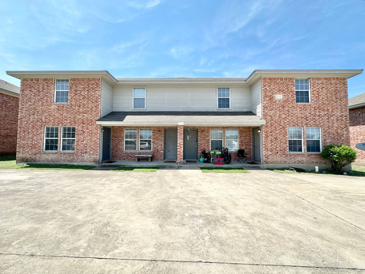 Townhouse for rent at 2105 Tahoe Court, Killeen, TX 76543