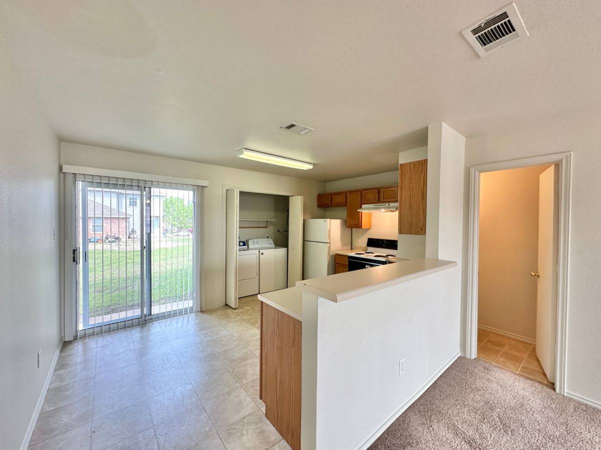 Townhouse for rent at 2105 Tahoe Court, Killeen, TX 76543