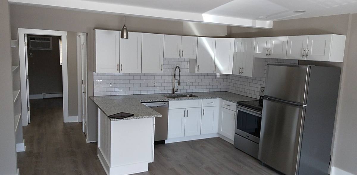 Apartment for rent at 225 E 20th St, Bloomington, IN 47408