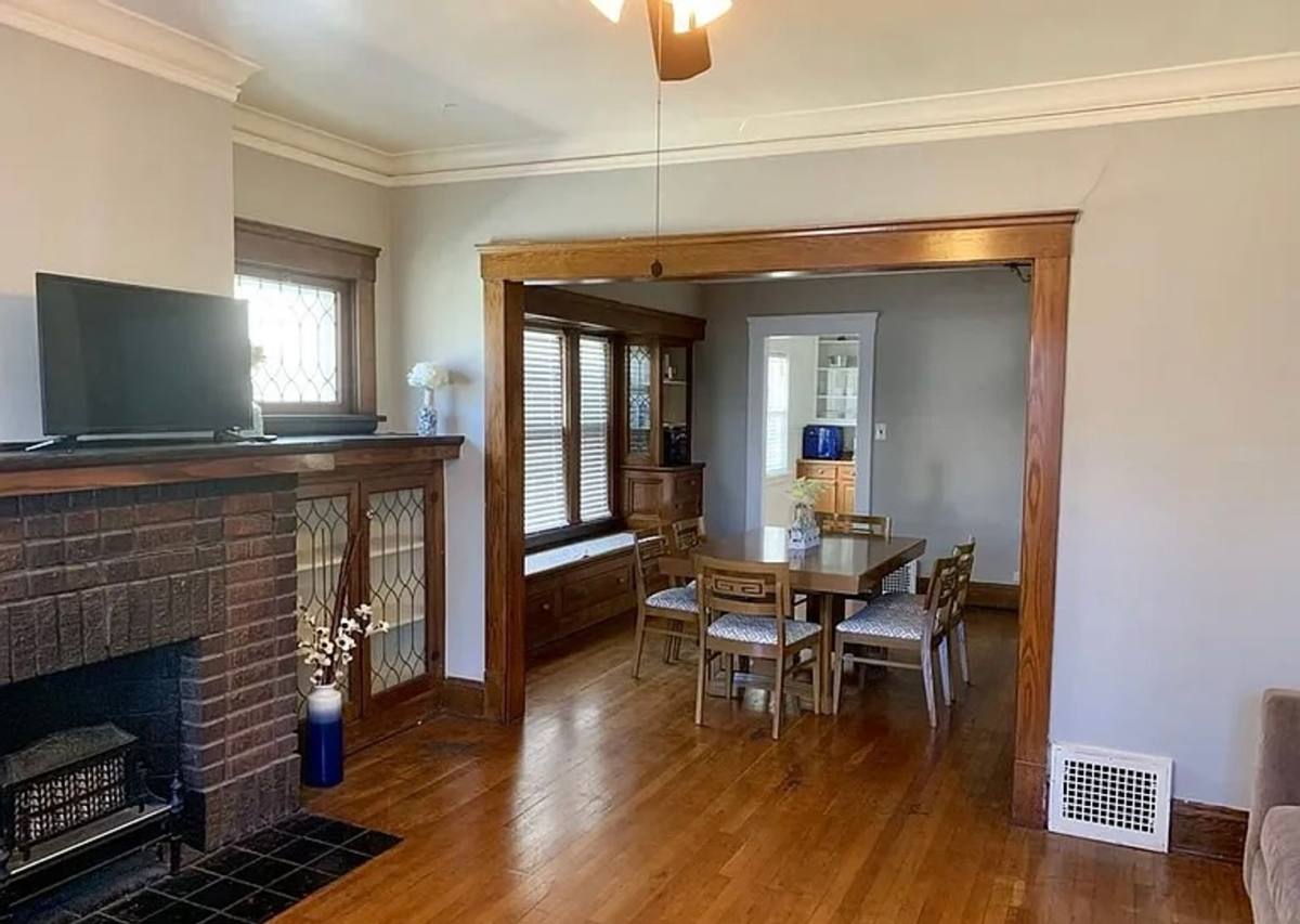 Apartment for rent at 11710 Buckingham Ave, Cleveland, OH 44120