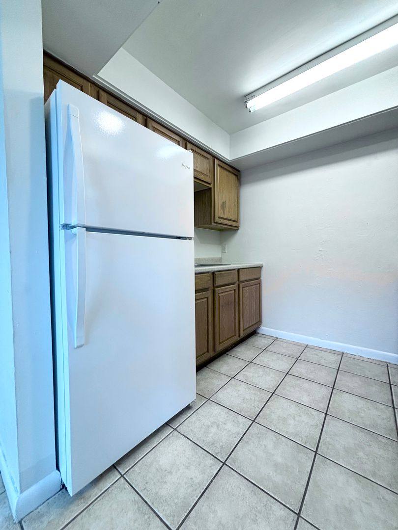 Apartment for rent at 2105 Canal St, Fort Myers, FL 33901