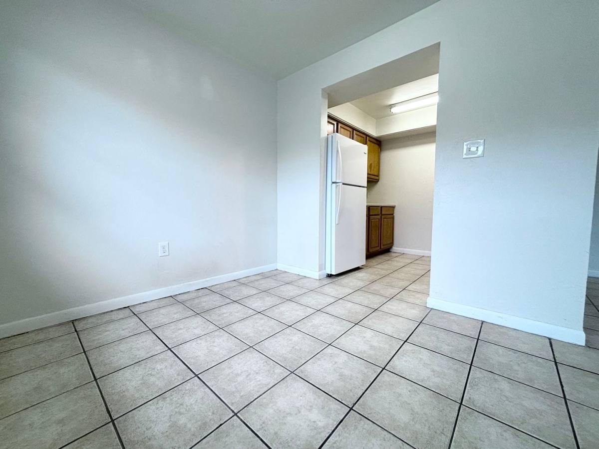 Apartment for rent at 2105 Canal St, Fort Myers, FL 33901