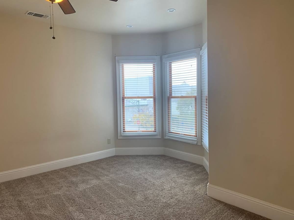 Apartment for rent at 611 D St, Marysville, CA 95901
