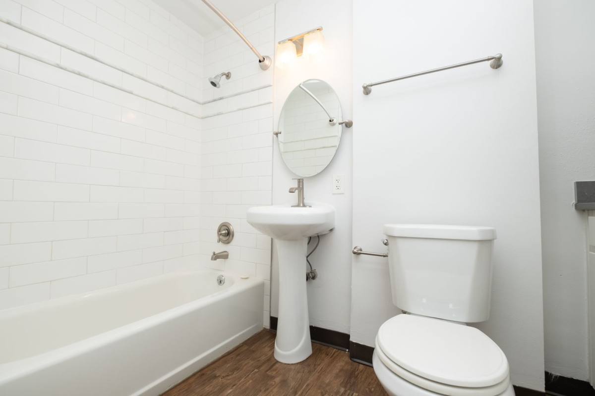 Apartment for rent at 1117 SW Alder St, Portland, OR 97205