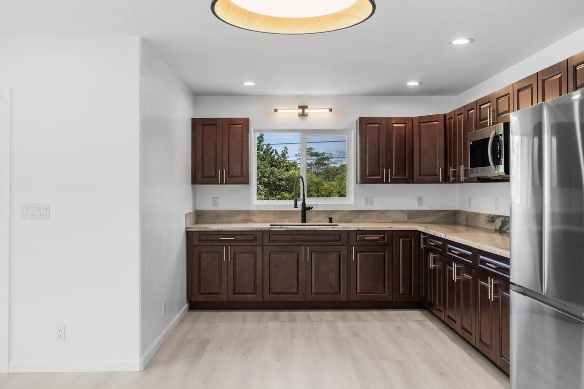 Townhouse for rent at 15-1398 13th Ave, Keaau, HI 96749