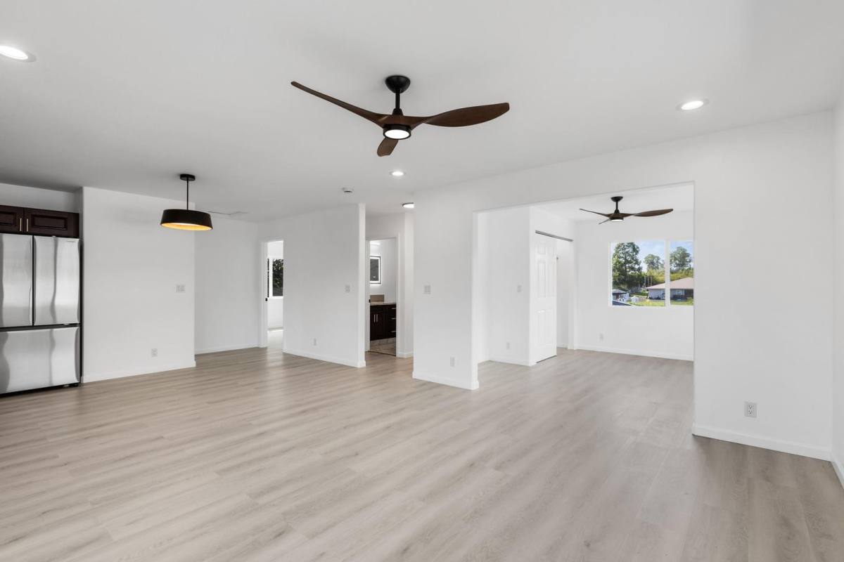 Townhouse for rent at 15-1398 13th Ave, Keaau, HI 96749