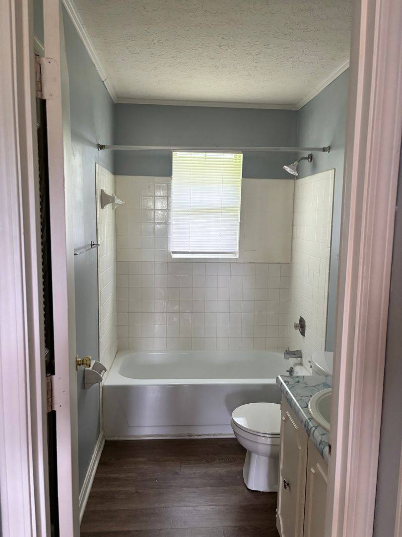 Apartment for rent at 354 Shelby Ave, Radcliff, KY 40160