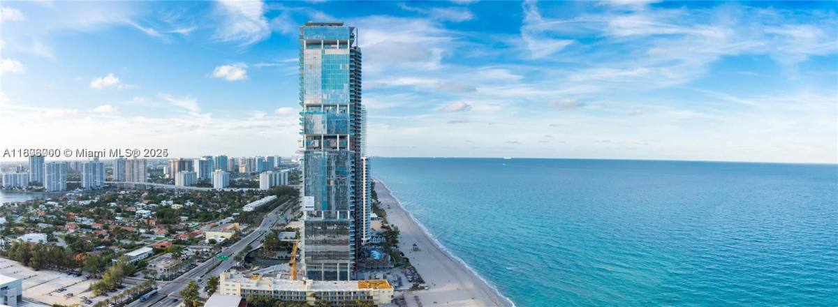 Apartment for rent at 18201 Collins Ave #4808, North Miami Beach, FL 33160
