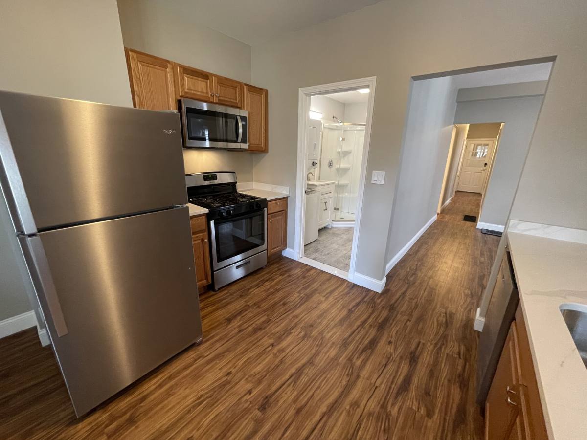 Apartment for rent at 227 Holland St #I, Somerville, MA 02144