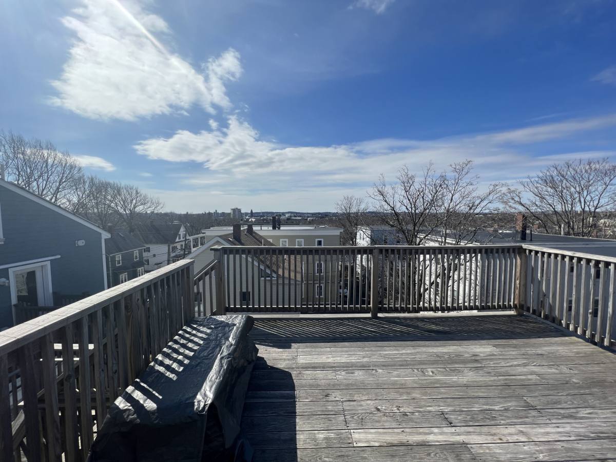 Apartment for rent at 206 Summer St #I, Somerville, MA 02143