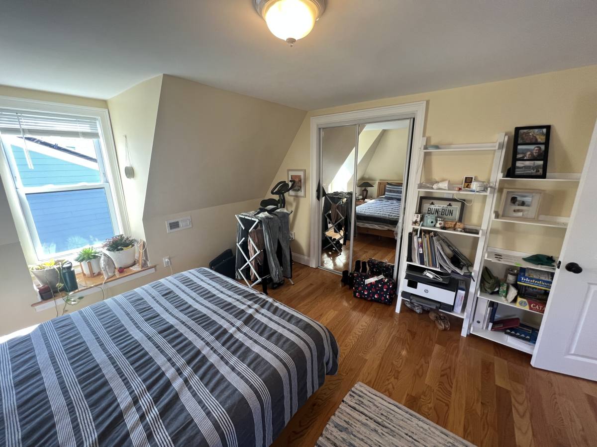 Apartment for rent at 206 Summer St #I, Somerville, MA 02143