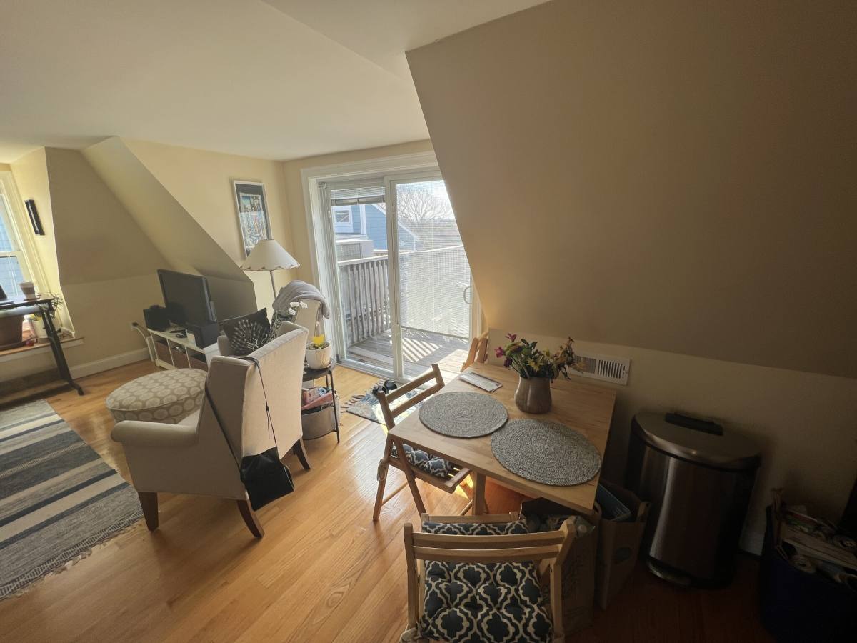 Apartment for rent at 206 Summer St #I, Somerville, MA 02143