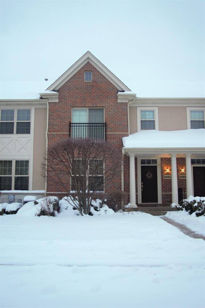 Townhouse for rent at Waterbury Place, 2492 Waterbury Lane - 1 #1, Buffalo Grove, IL 60089