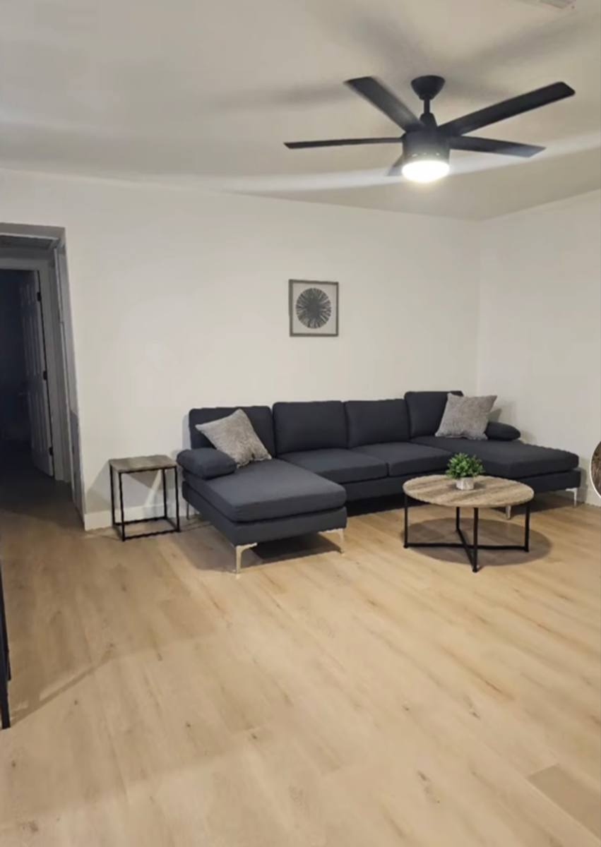 Apartment for rent at 513 N 40th Ave, Phoenix, AZ 85009