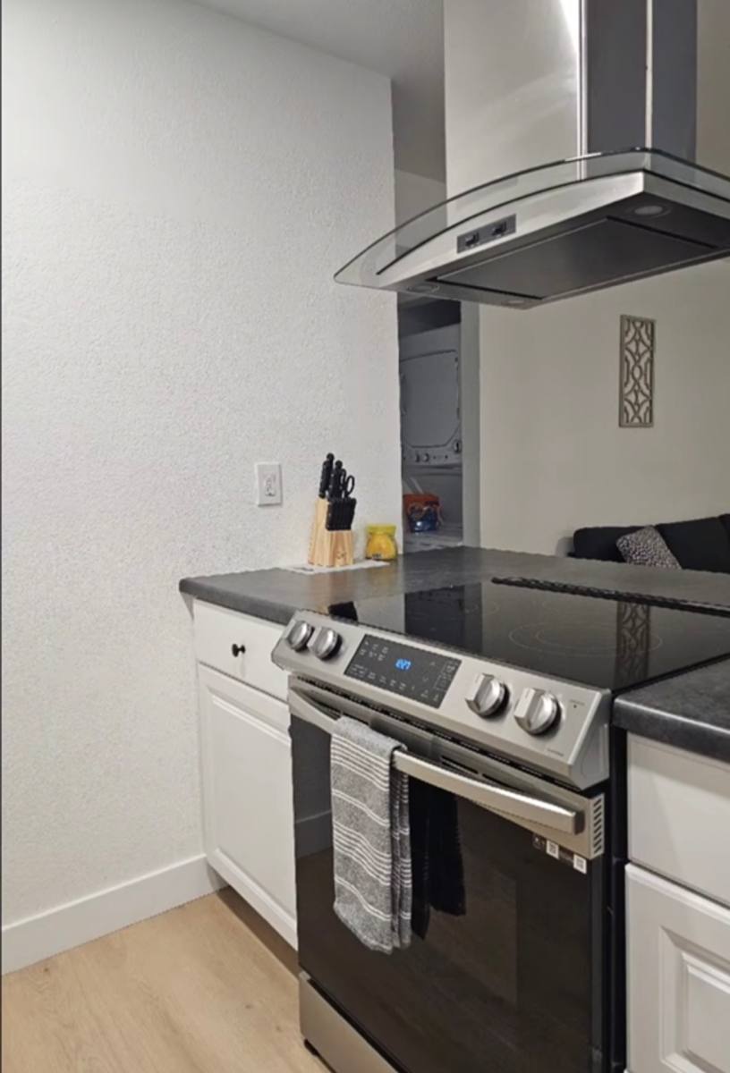 Apartment for rent at 513 N 40th Ave, Phoenix, AZ 85009