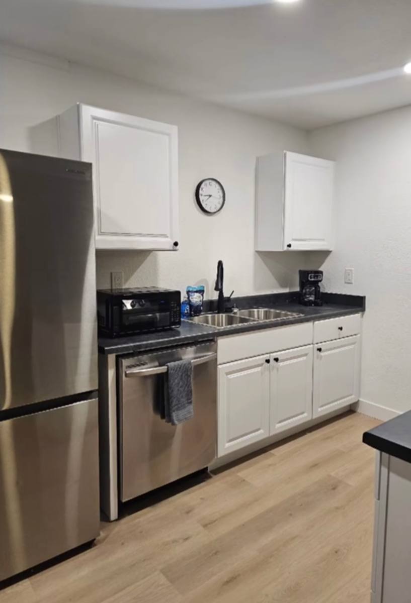 Apartment for rent at 513 N 40th Ave, Phoenix, AZ 85009