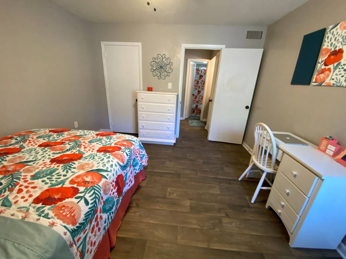 Apartment for rent at 1215 Lee Ave, Tallahassee, FL 32303